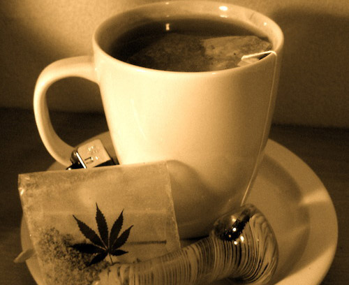 [Imagen: Cannabis-tea.jpg]