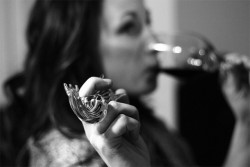 Cannabis-and-eating-disorders-4-Sensi-Seeds-blog-250x167