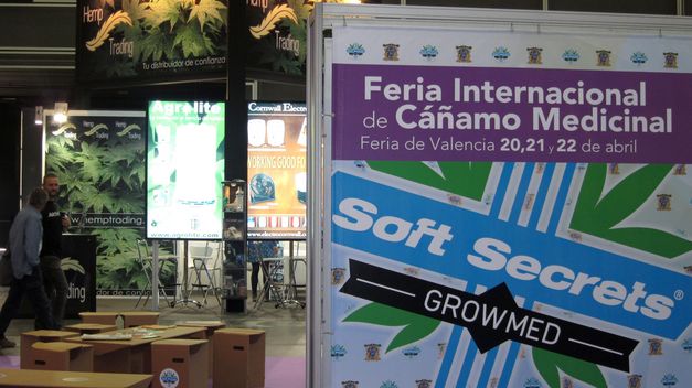 GrowMed-cannabicas-terapeuticos-efectivos-multiples_TINIMA20120420_0932_5