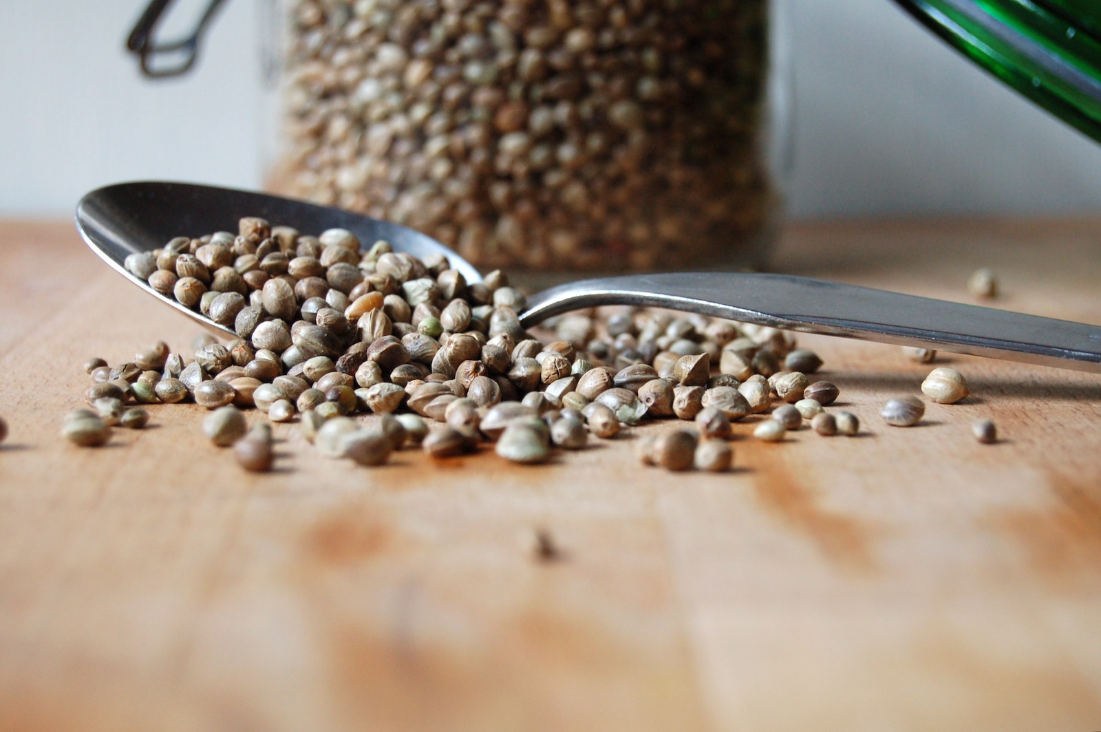 roasted_hemp_seeds